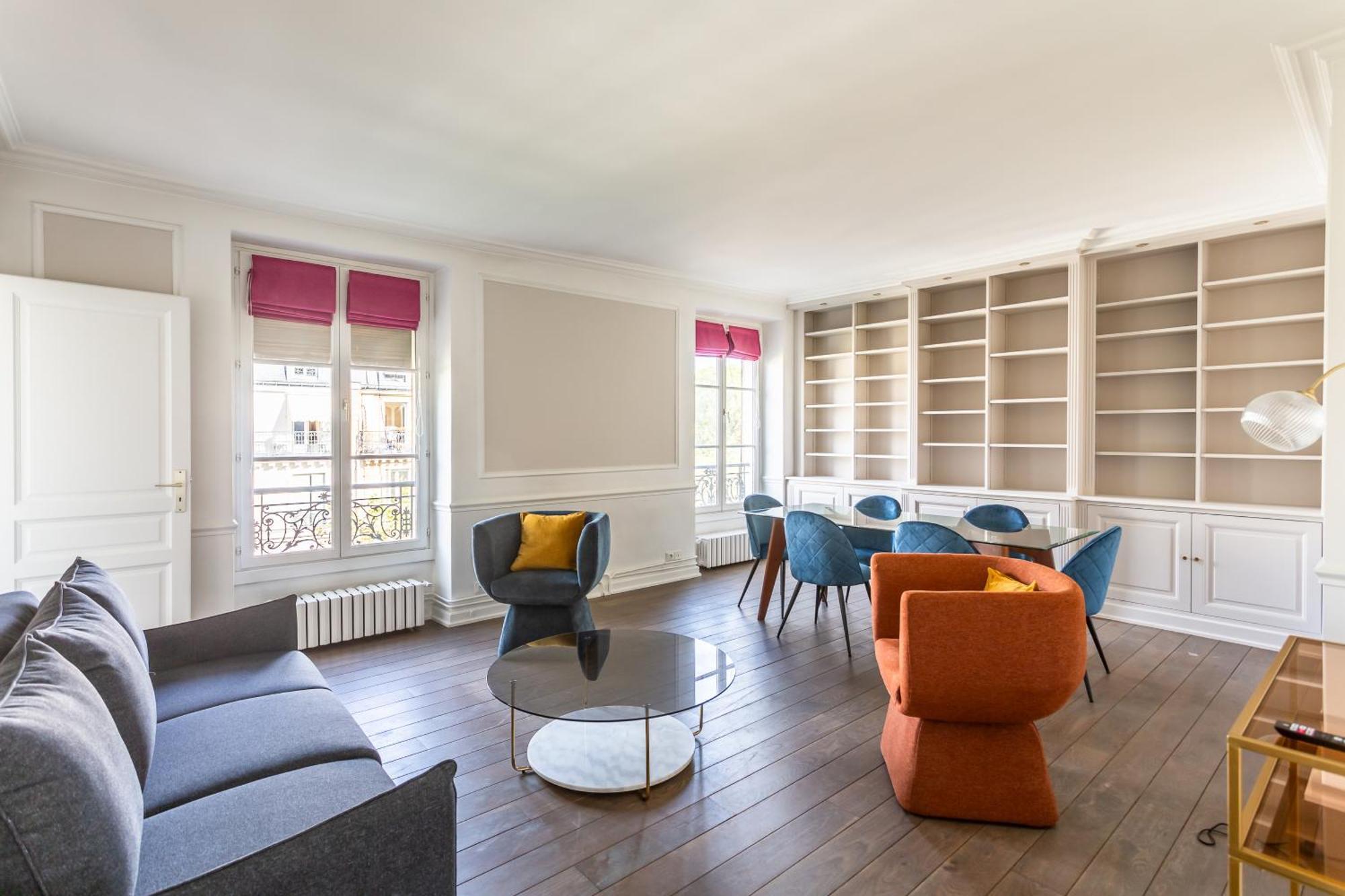 The Maubourg Eiffel Tower Appartement